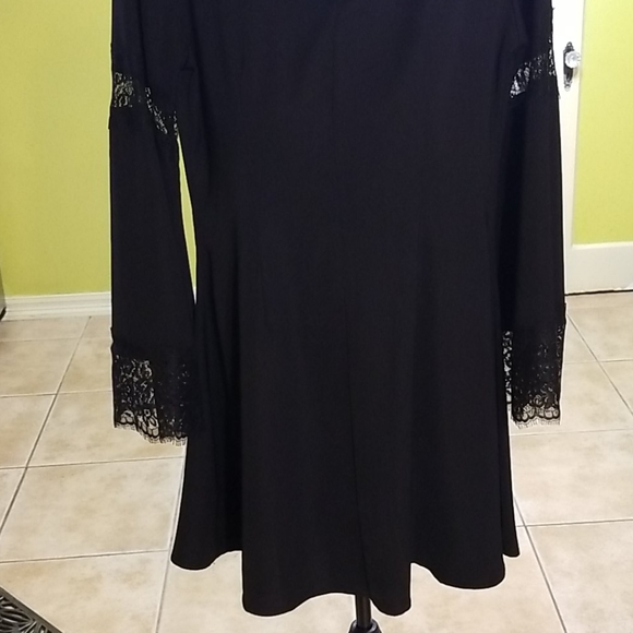 Dress classic (S/P ) - Picture 4 of 4